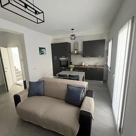 Apartament Of Flowers Spinea